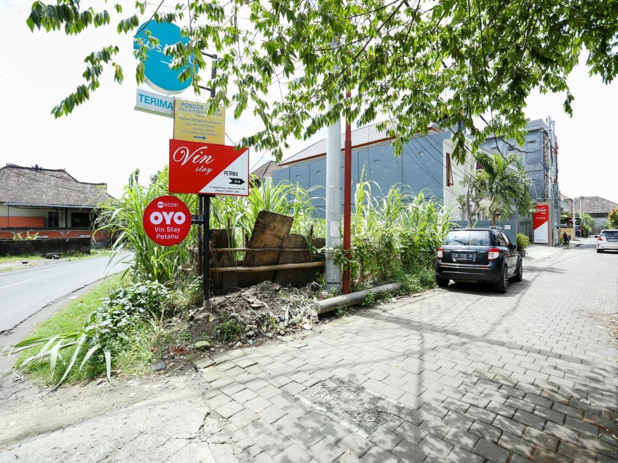 Super Oyo Capital O 90291 Vin Stay Petanu Pesanggaran Экстерьер фото