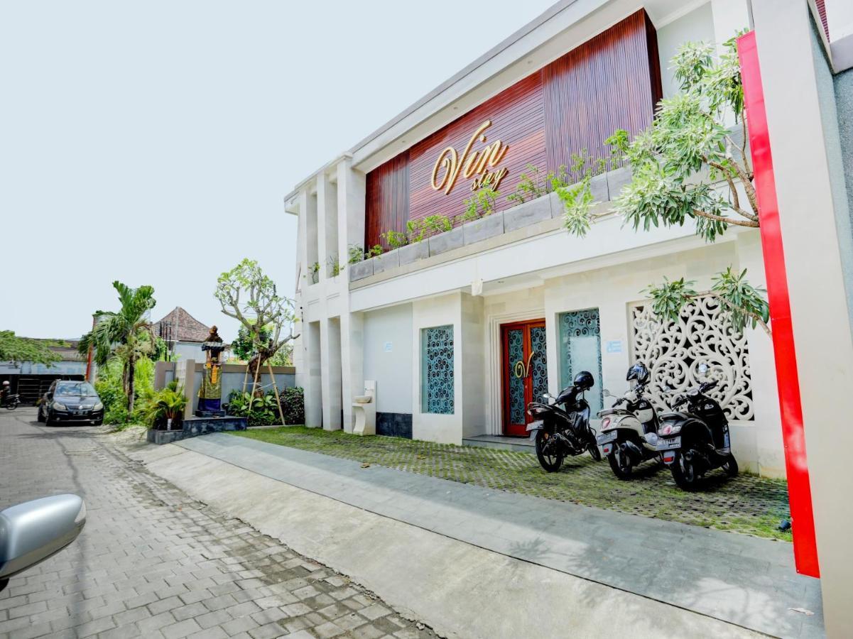 Super Oyo Capital O 90291 Vin Stay Petanu Pesanggaran Экстерьер фото