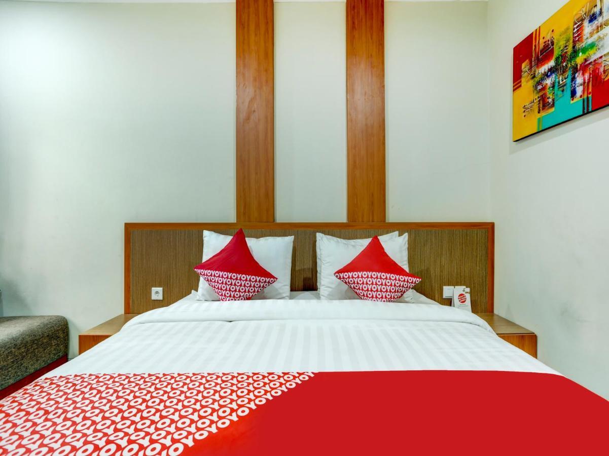 Super Oyo Capital O 90291 Vin Stay Petanu Pesanggaran Экстерьер фото