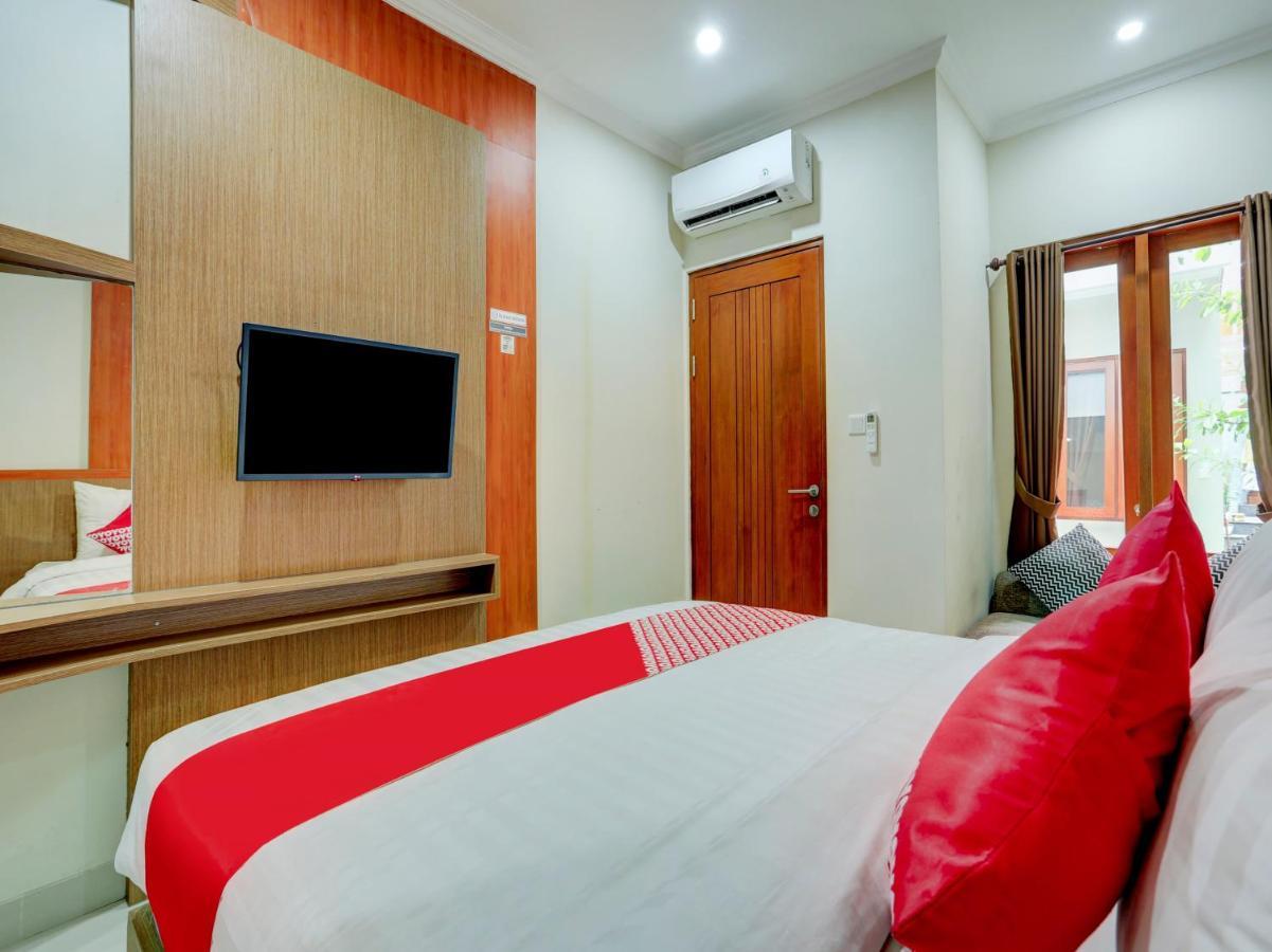 Super Oyo Capital O 90291 Vin Stay Petanu Pesanggaran Экстерьер фото
